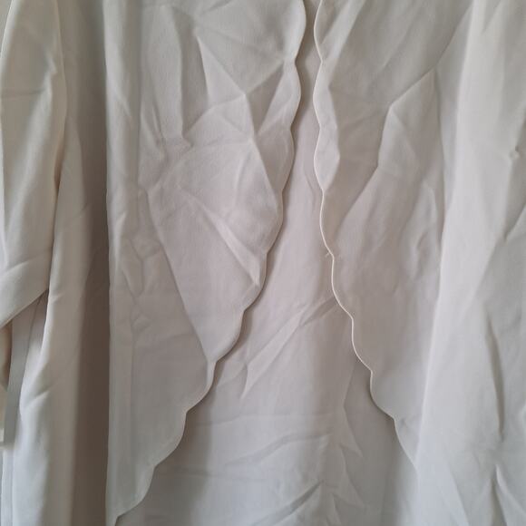 Talbots Blouse Top Ivory Cream Crewneck 3/4 Sleeve Scallop Hem Overlap Polyester - Picture 6 of 8